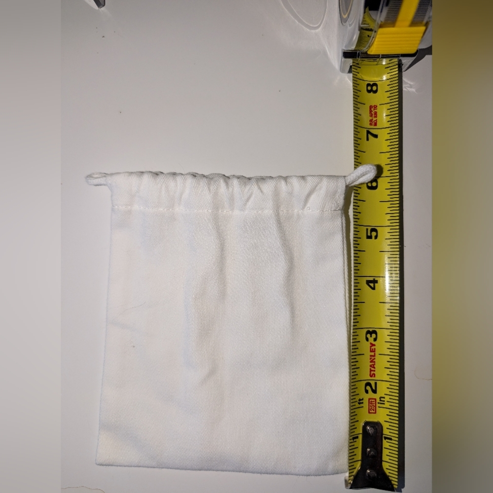 Dior White Drawstring Pouch - Picture 4 of 4